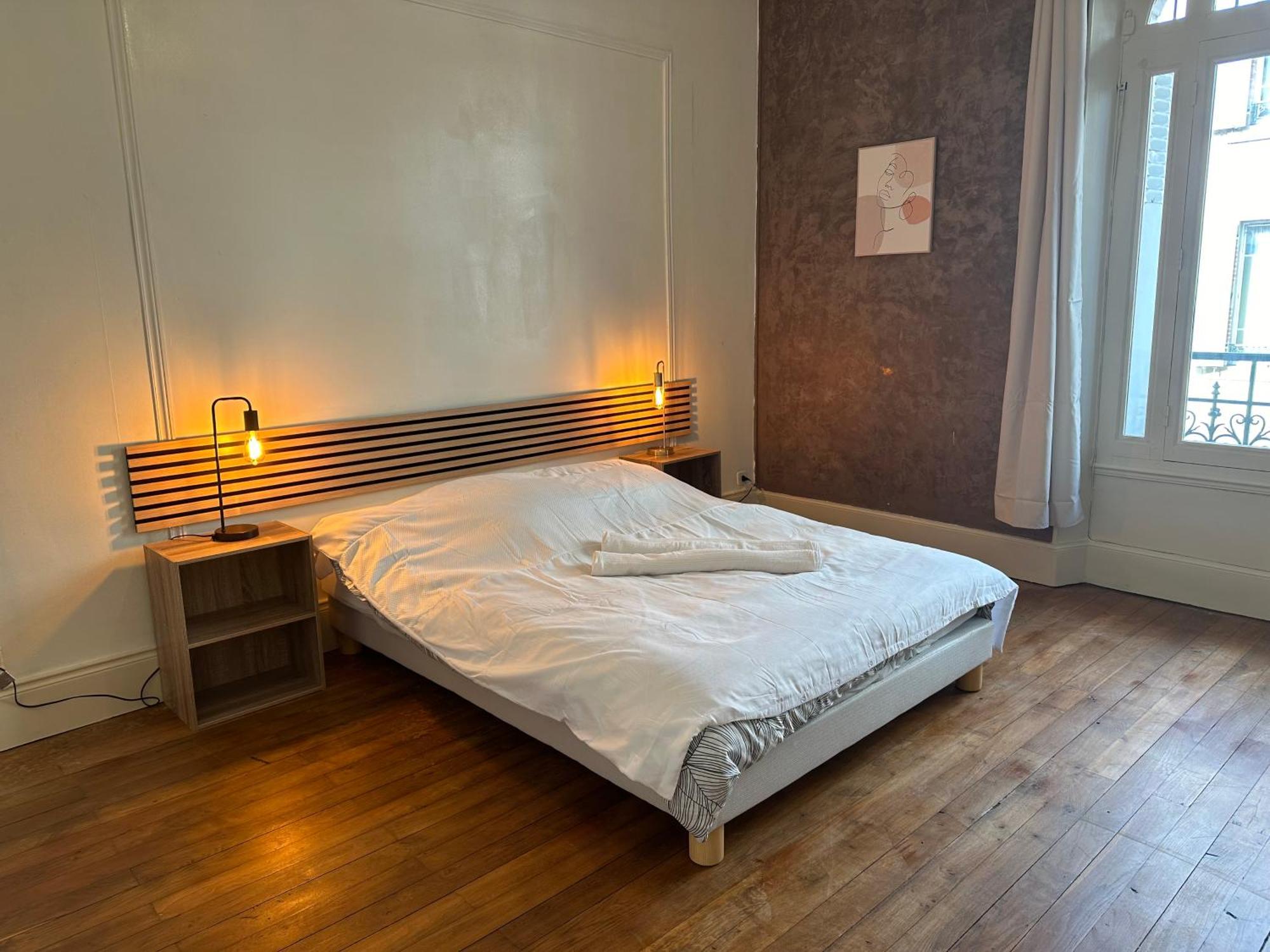 F4 Centre Moulins Apartment *